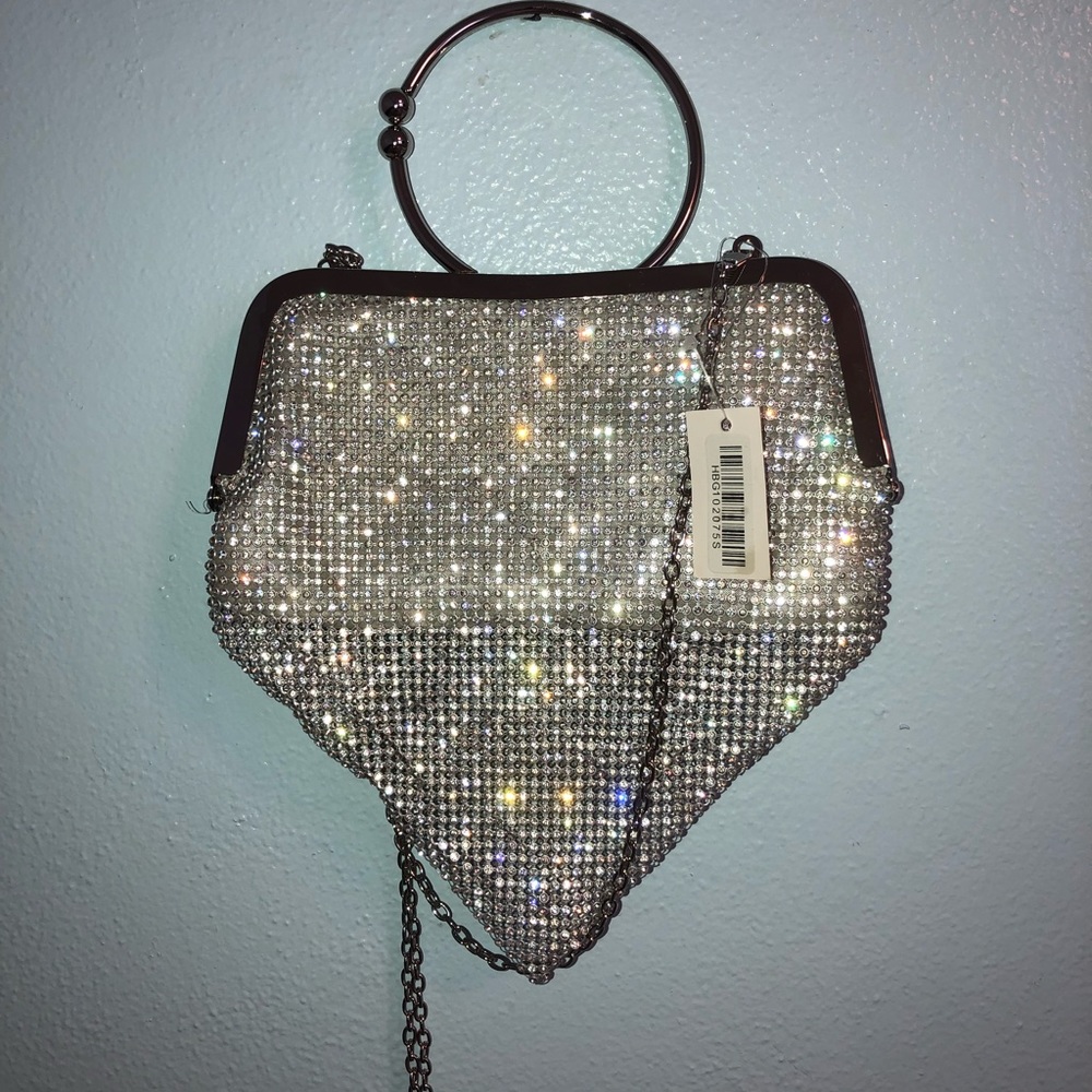 Silver clutch